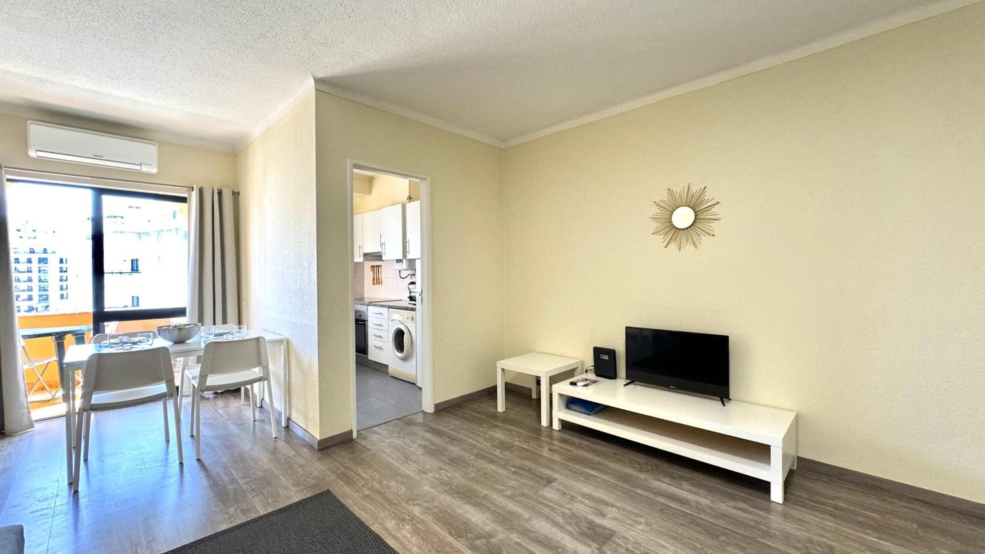 Praia da Rocha, Charming Apartment with Air Conditioning - Pátio da Rocha By IG Portimão Esterno foto